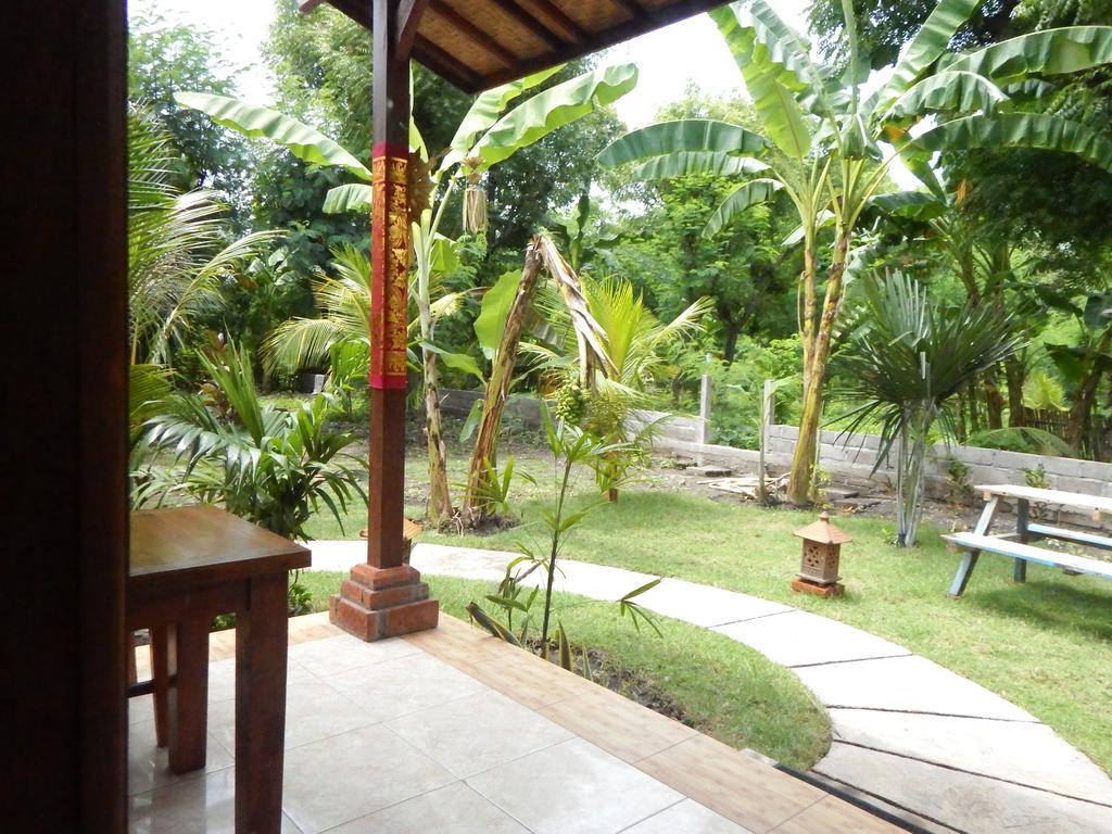 Hotel Toke Menjangan Banyuwedang Esterno foto