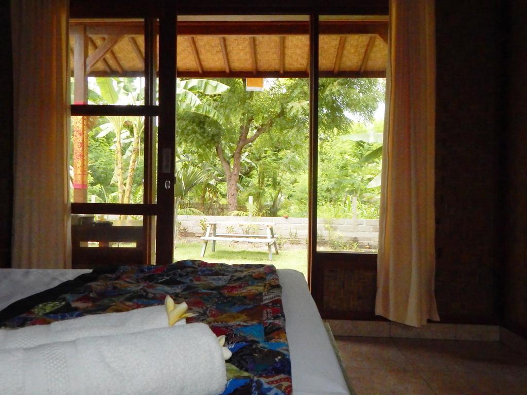 Hotel Toke Menjangan Banyuwedang Esterno foto