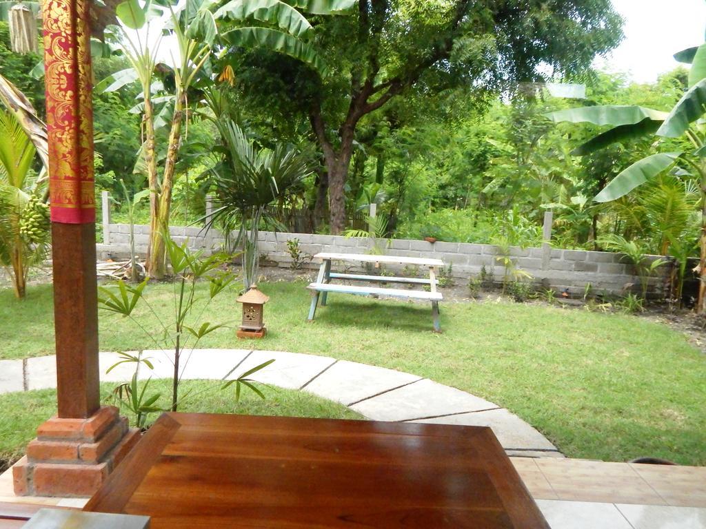 Hotel Toke Menjangan Banyuwedang Esterno foto