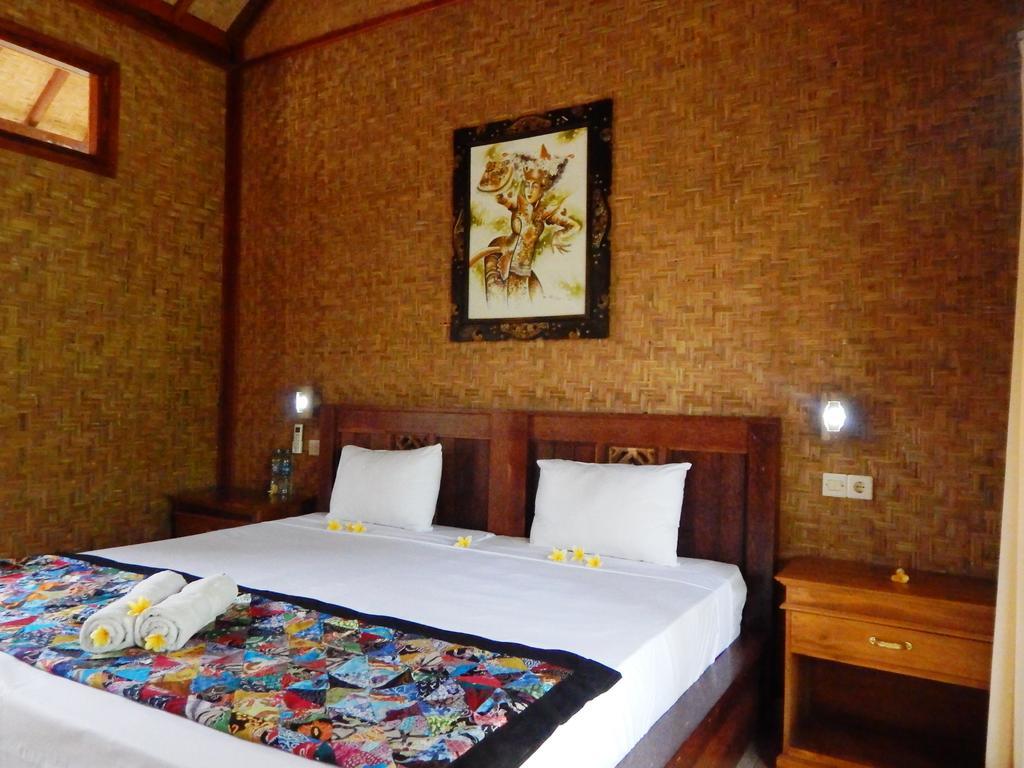 Hotel Toke Menjangan Banyuwedang Esterno foto