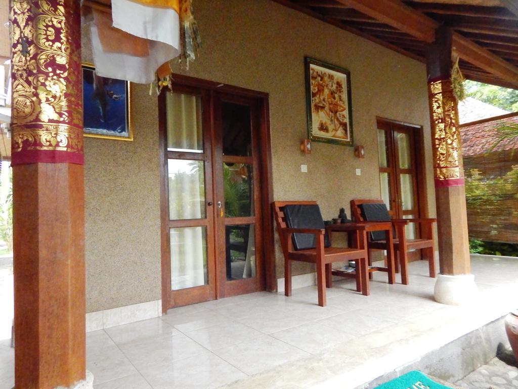 Hotel Toke Menjangan Banyuwedang Esterno foto