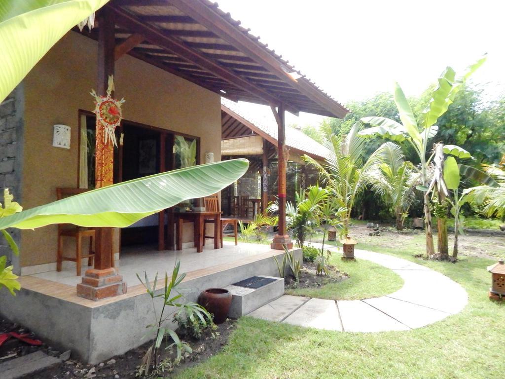 Hotel Toke Menjangan Banyuwedang Esterno foto
