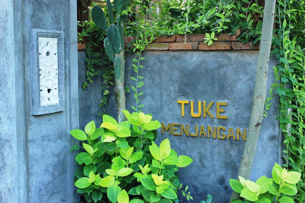 Hotel Toke Menjangan Banyuwedang Esterno foto