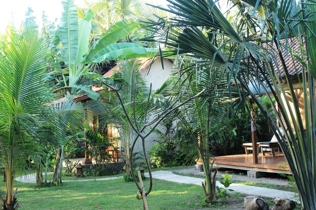 Hotel Toke Menjangan Banyuwedang Esterno foto