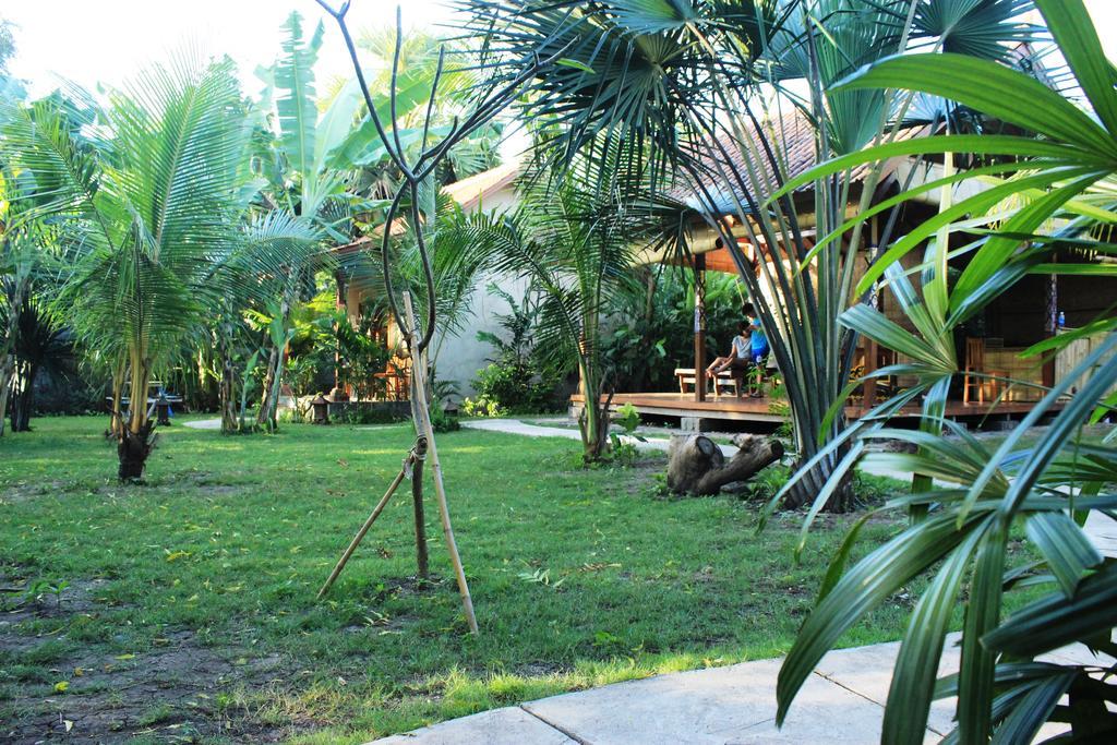 Hotel Toke Menjangan Banyuwedang Esterno foto