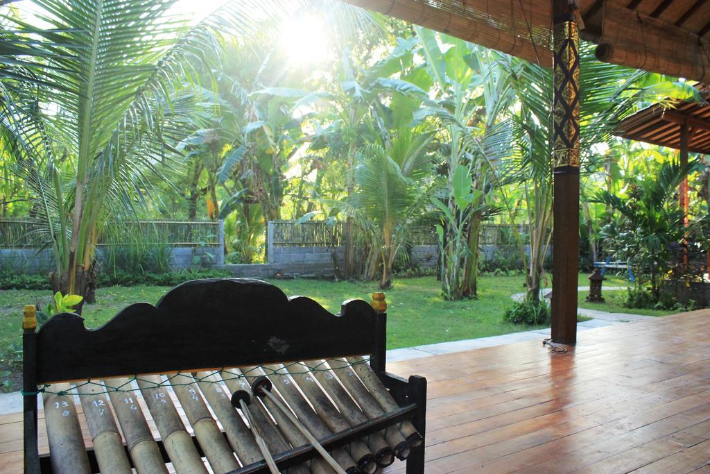 Hotel Toke Menjangan Banyuwedang Esterno foto