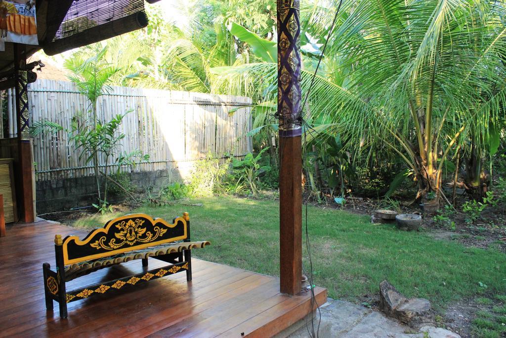 Hotel Toke Menjangan Banyuwedang Esterno foto