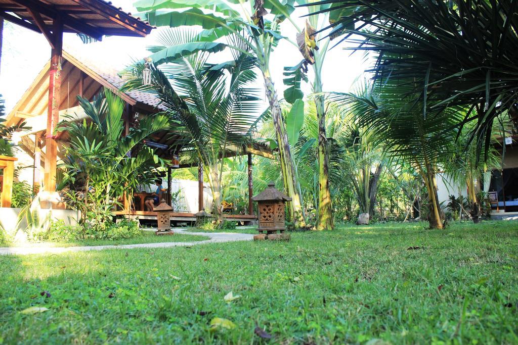 Hotel Toke Menjangan Banyuwedang Esterno foto