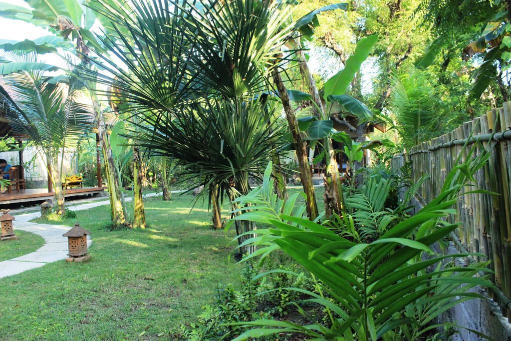 Hotel Toke Menjangan Banyuwedang Esterno foto
