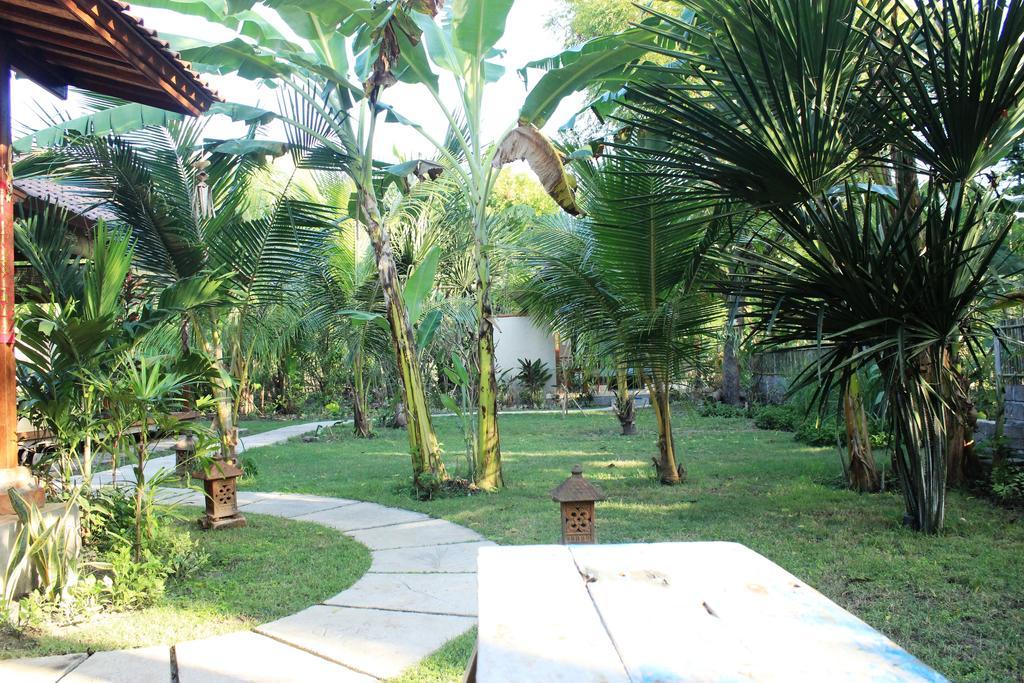 Hotel Toke Menjangan Banyuwedang Esterno foto