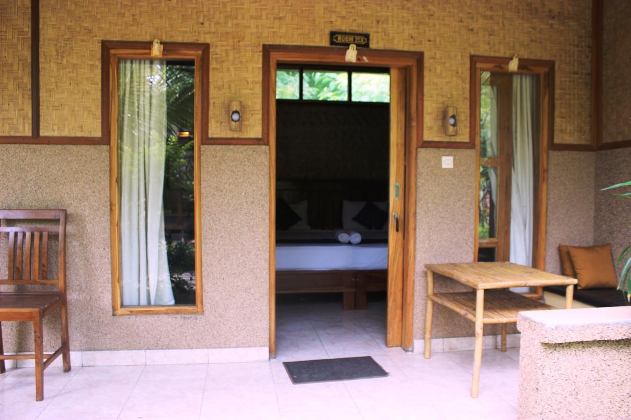 Hotel Toke Menjangan Banyuwedang Esterno foto